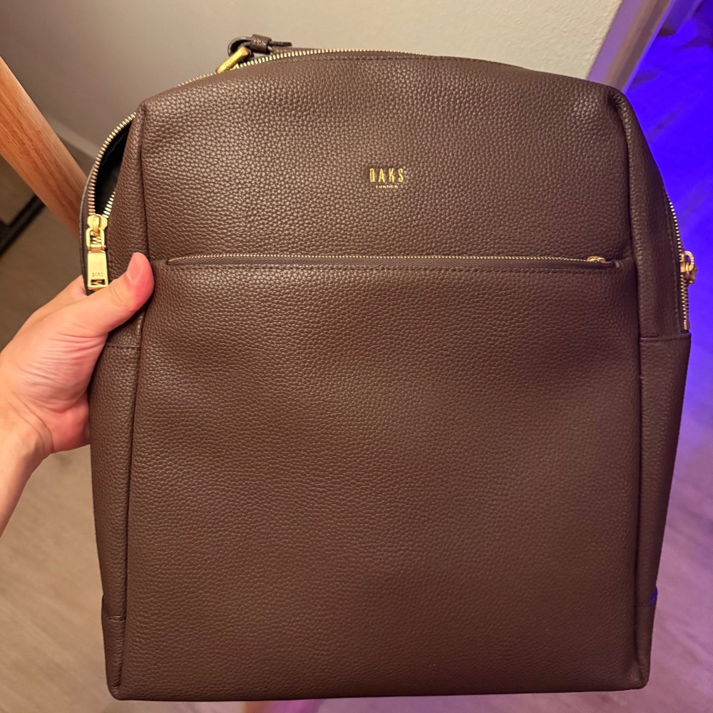 DAKS (London) Leather back pack